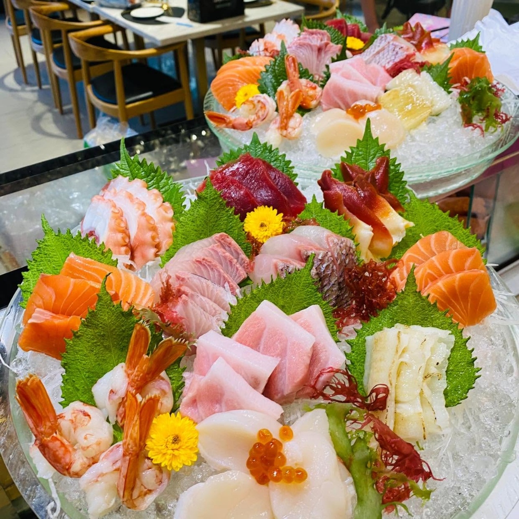 新鮮なネタと創作寿司が豊富に揃う人気店 Tokyo Sushi